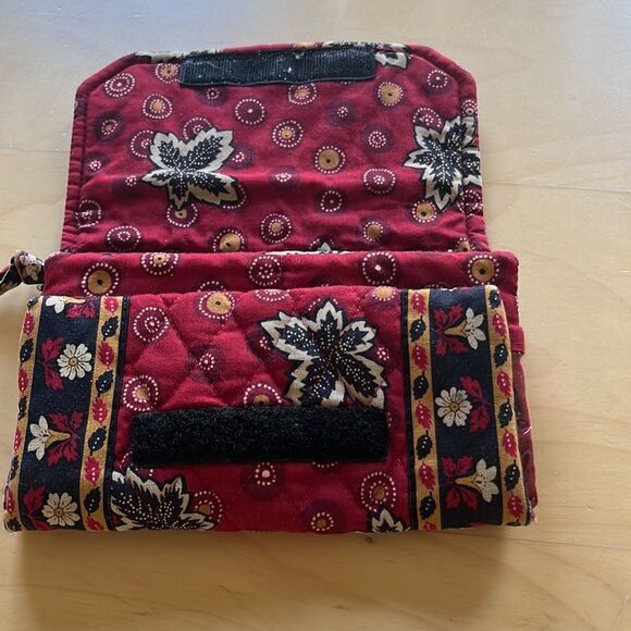 Vera Bradley Red Coin Tri-Fold Wallet - Picture 3 of 9